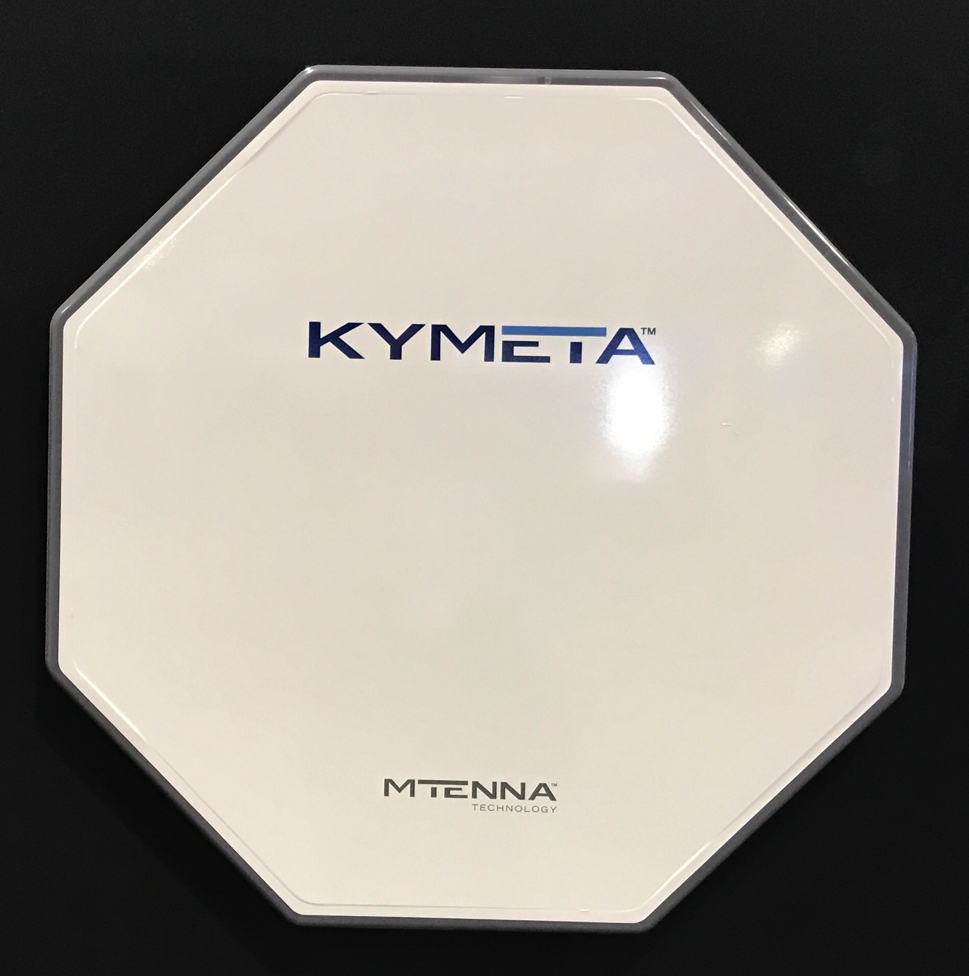 Kymeta's mTenna at SATELLITE 2017