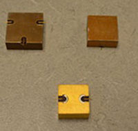 Mini Surface Mount Circulators and Isolators200x200 (002)