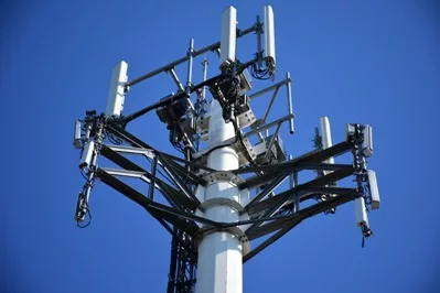 cellular-tower-2172041-pixabay-399.jpg