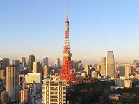 Tower and skyline in Tokyo 